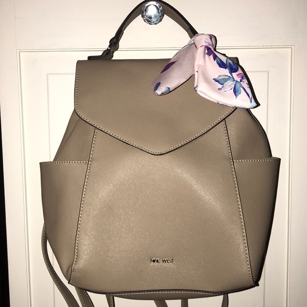 Tan/beige stylish backpack!